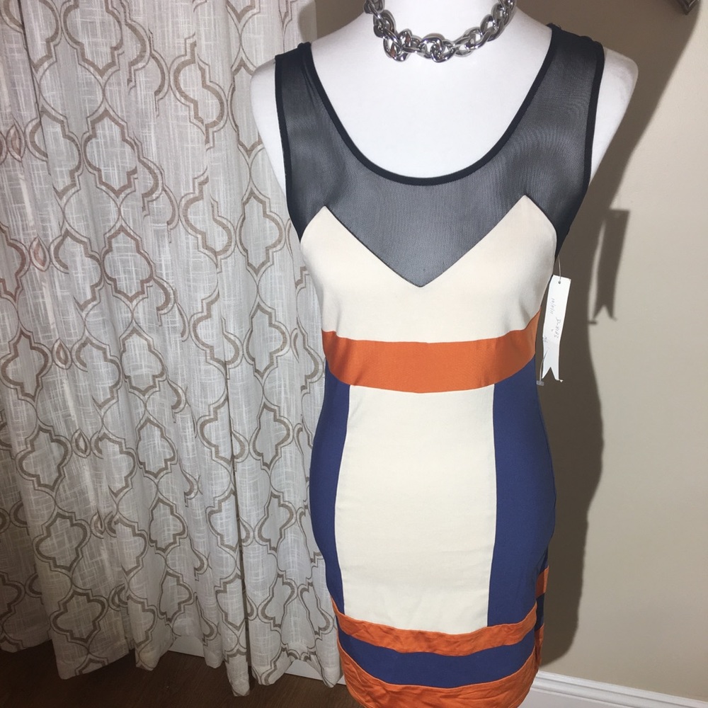 Abstract color dress, beautiful mesh detail🔥